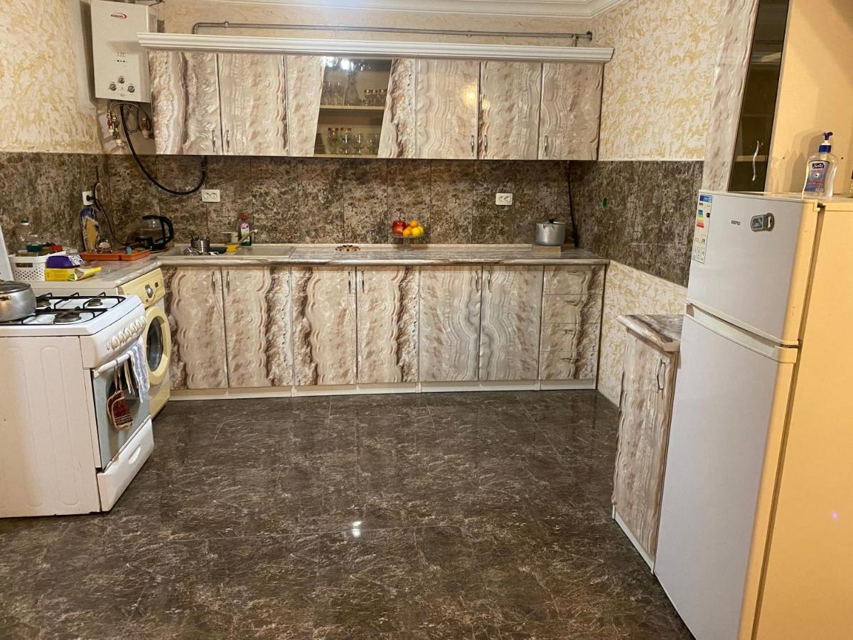 Friend'S House Rooms Near Airport Ghukasavan Εξωτερικό φωτογραφία